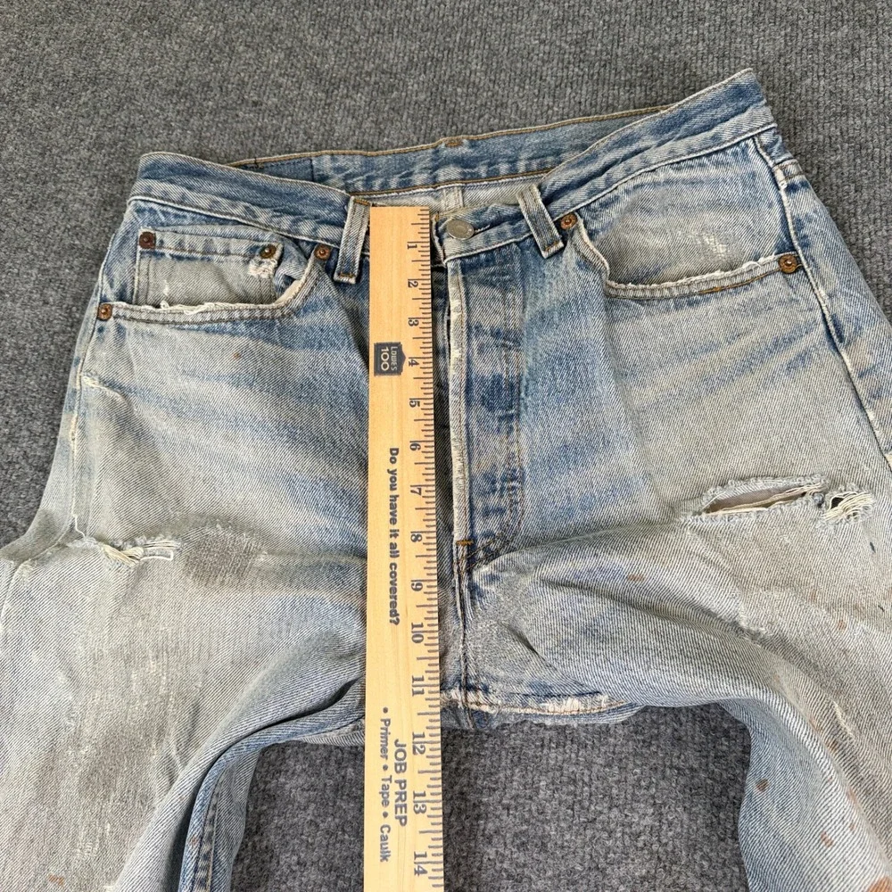Vintage Levis 501 Jeans Mens 32x32 Blue Denim Distressed Repaired Made in USA